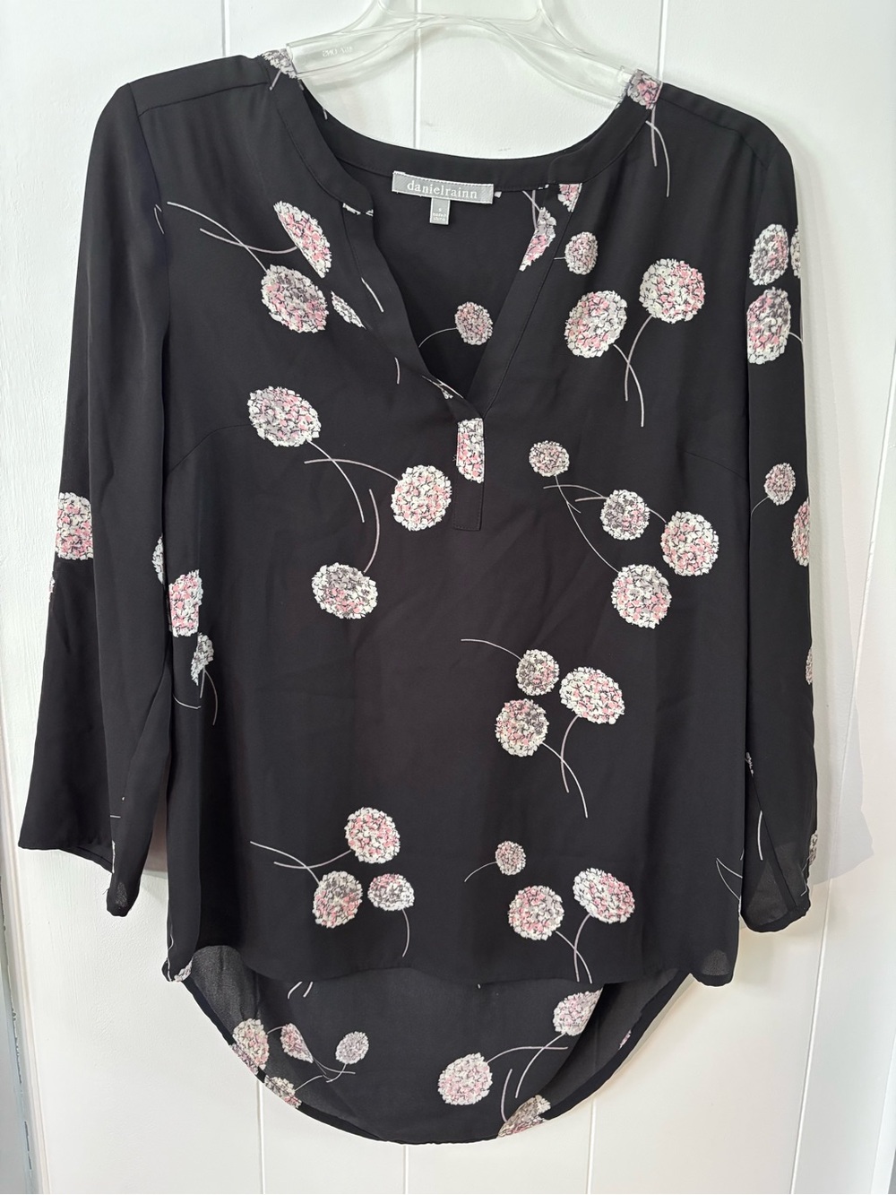 Daniel Rainn Floral 3/4 Sleeve Blouse, Small, Black w/Grey & Pink Hydrangeas